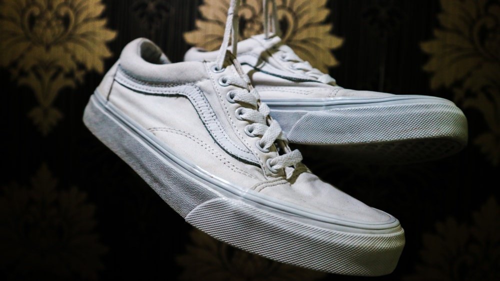 How Do You Clean White Vans