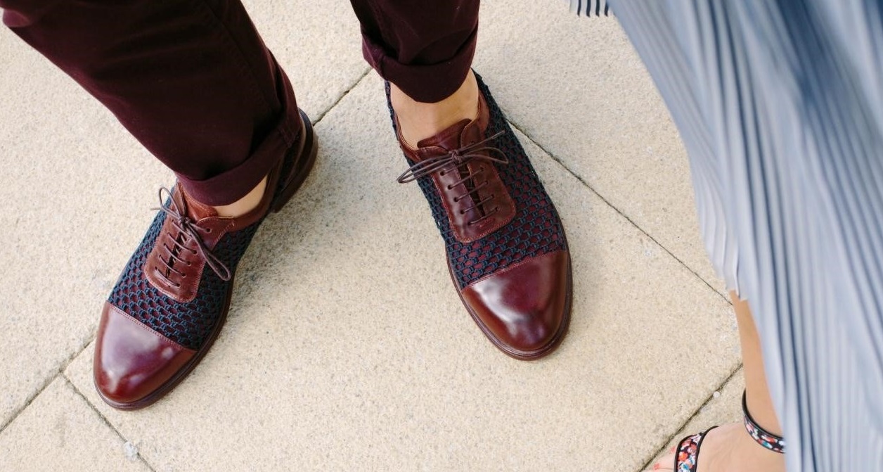 What Shoes to Wear with Dress Pants? 5 Classic Choices - SootheYourFeet.com